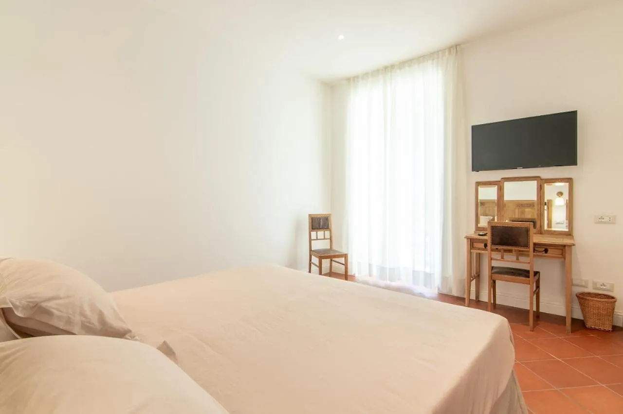 B&B Villa Eden Jacuzzi Pool Domaso Bed & Breakfast